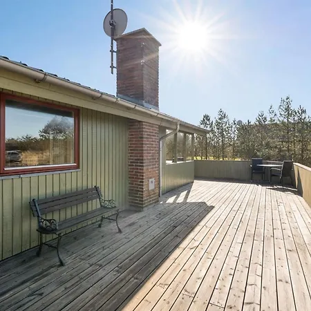 Holiday home Frille *